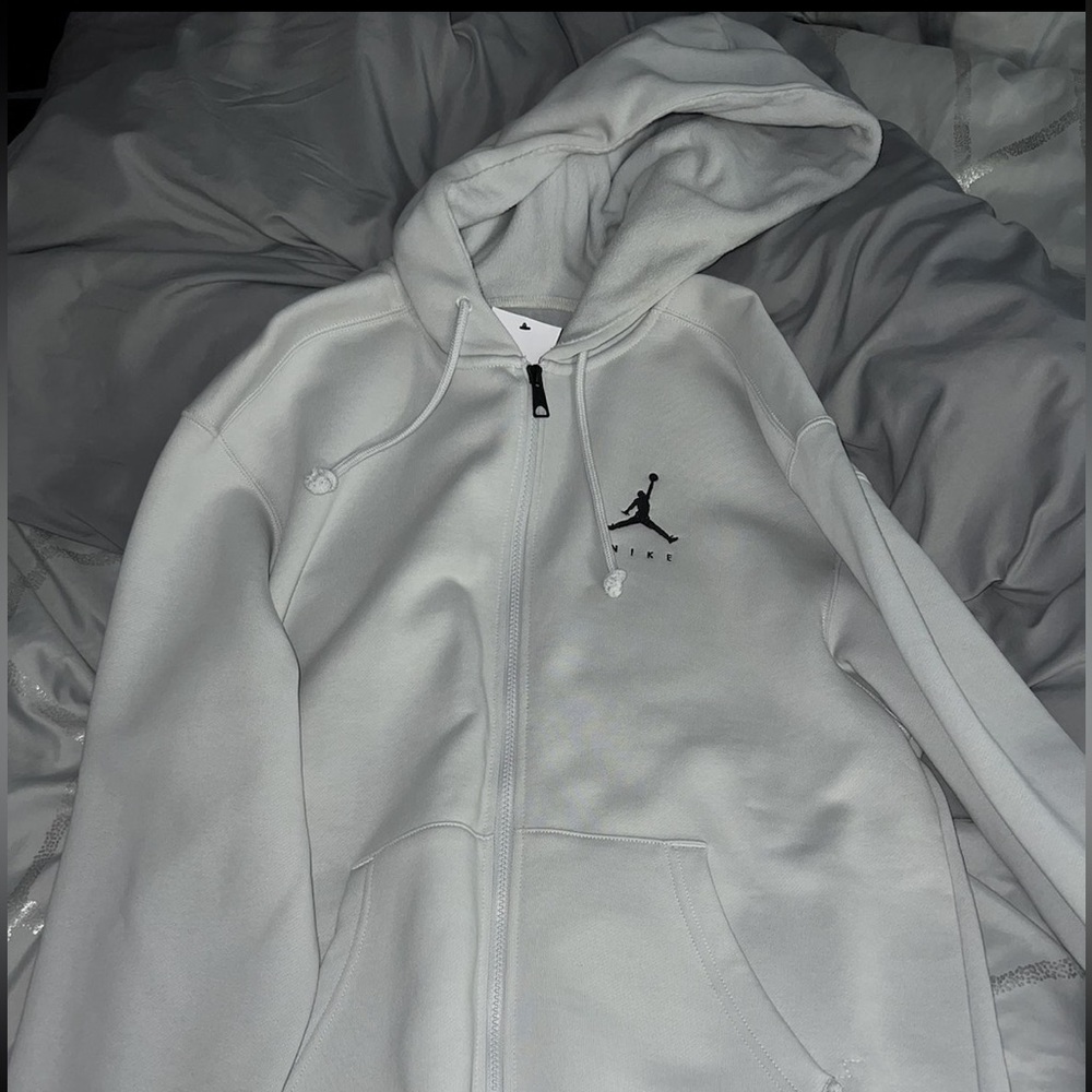 Jordan Zip up